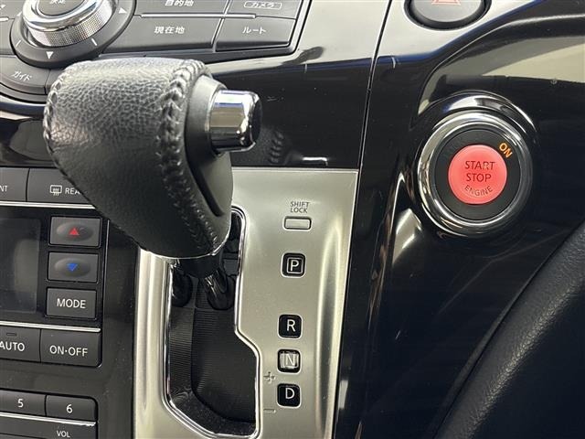 Nissan ELGRAND 2015 7044636-10