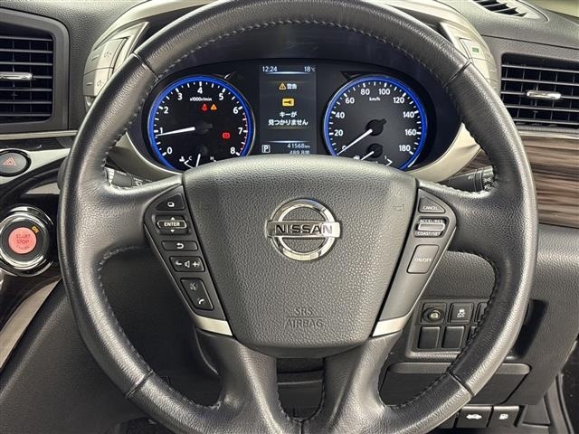 Nissan ELGRAND 2015 7044636-18