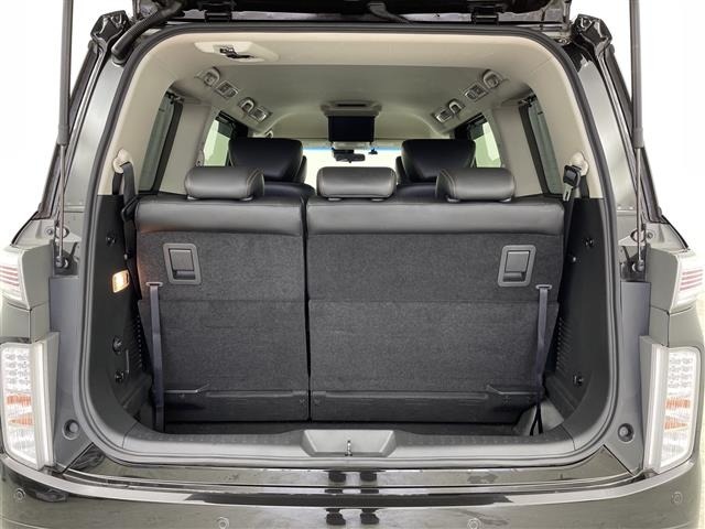 Nissan ELGRAND 2019 7044666-13