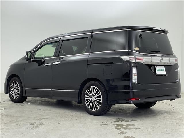 Nissan ELGRAND 2019 7044666-2