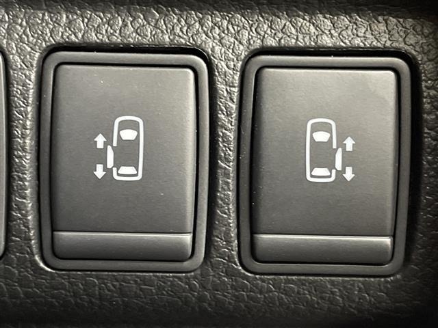 Nissan ELGRAND 2019 7044666-23