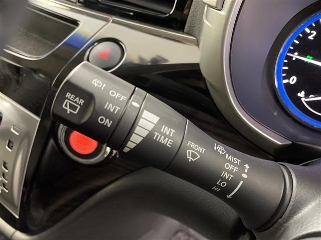 Nissan ELGRAND 2016 7044667-12