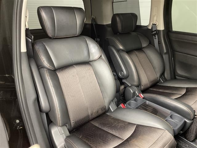 Nissan ELGRAND 2016 7044667-2