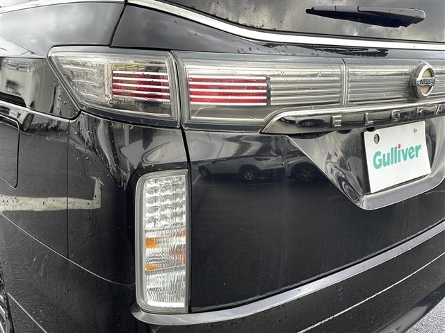 Nissan ELGRAND 2016 7044667-4