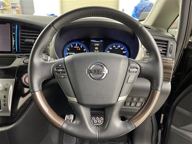 Nissan ELGRAND 2016 7044667-9