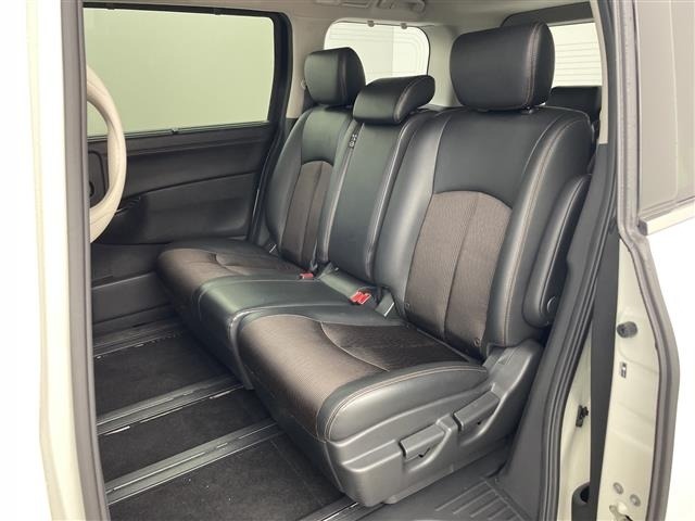 Nissan ELGRAND 2015 7044687-20
