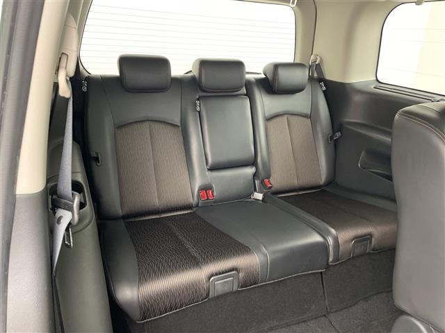 Nissan ELGRAND 2015 7044687-8