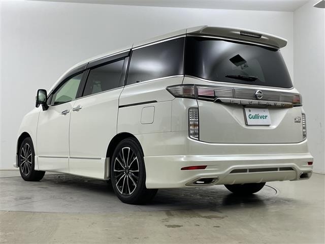 Nissan ELGRAND 2018 7044688-13