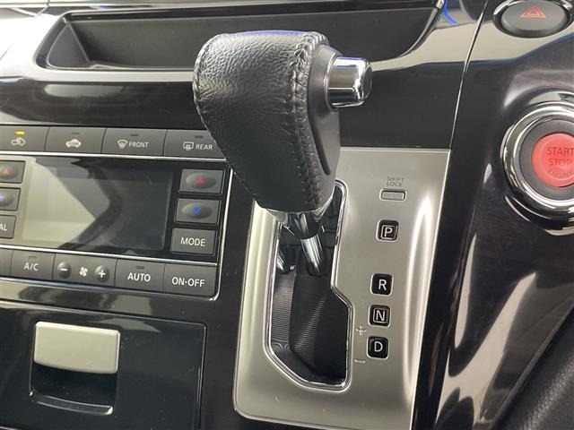 Nissan ELGRAND 2018 7044688-19
