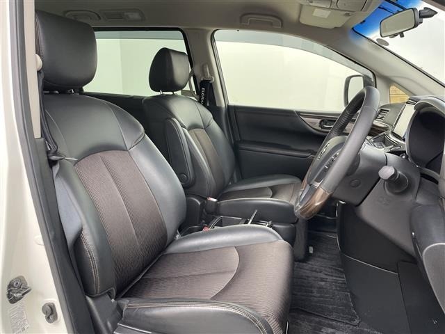 Nissan ELGRAND 2018 7044688-22