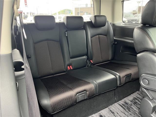 Nissan ELGRAND 2017 7044717-12