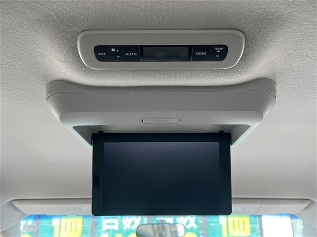 Nissan ELGRAND 2017 7044717-19