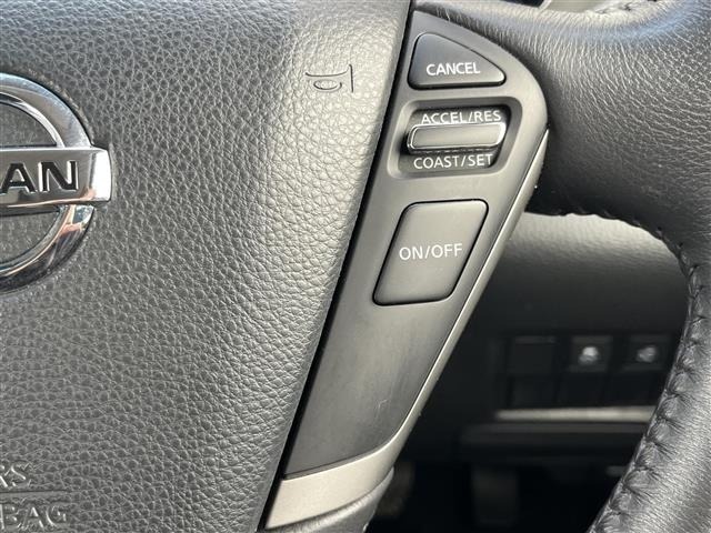 Nissan ELGRAND 2017 7044717-7