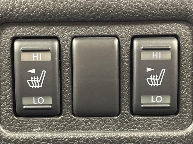 Nissan ELGRAND 2019 7044718-1