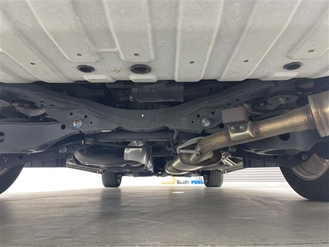 Nissan ELGRAND 2019 7044718-13