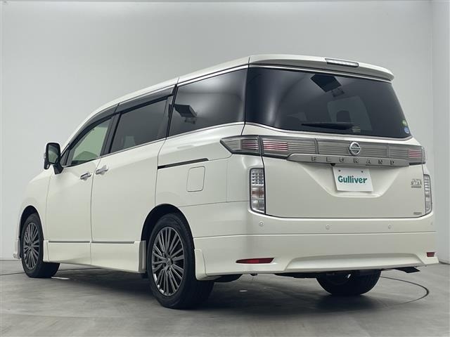 Nissan ELGRAND 2019 7044718-2