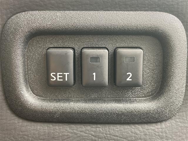 Nissan ELGRAND 2019 7044718-3