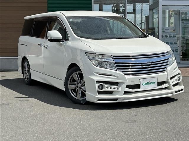 Nissan ELGRAND 2011 7044731-0
