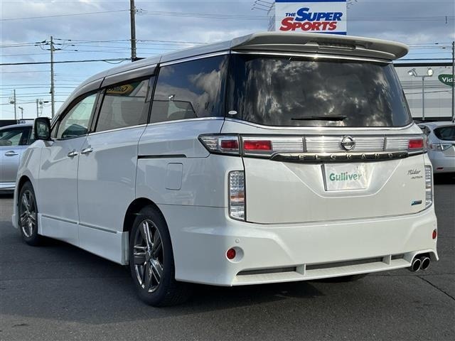 Nissan ELGRAND 2011 7044731-13