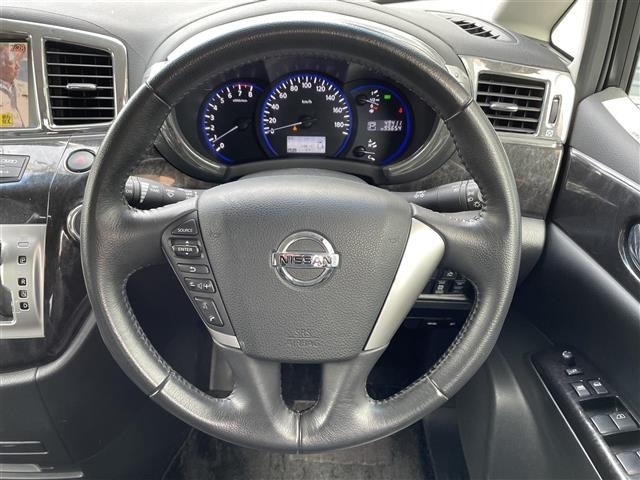 Nissan ELGRAND 2011 7044731-19