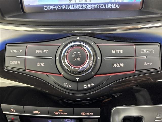 Nissan ELGRAND 2015 7044767-11