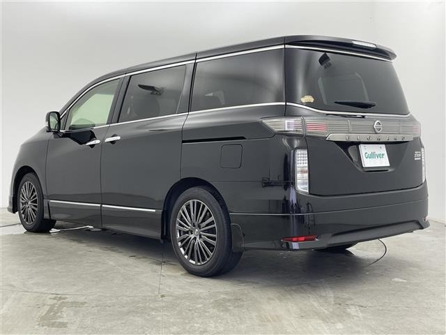 Nissan ELGRAND 2015 7044767-13