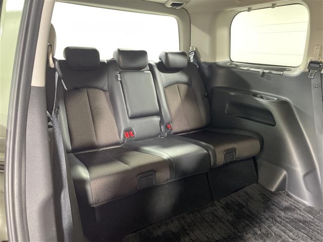 Nissan ELGRAND 2017 7044784-7