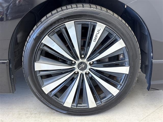 Nissan ELGRAND 2015 7044822-11