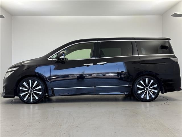 Nissan ELGRAND 2015 7044822-13