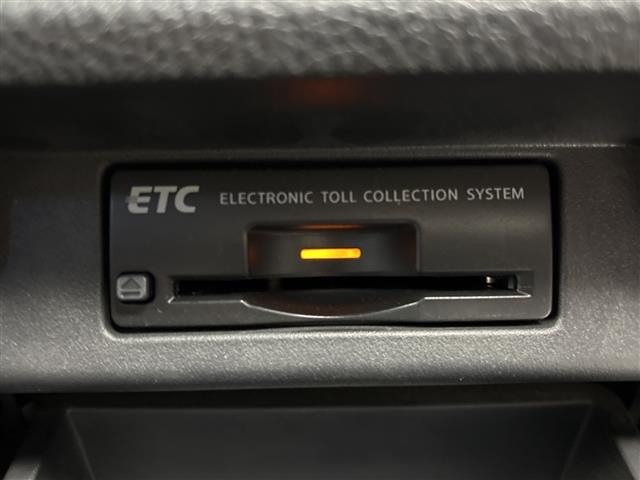 Nissan ELGRAND 2015 7044822-18