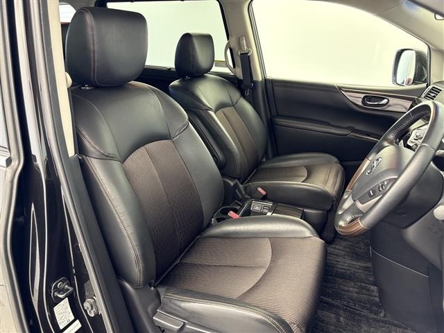 Nissan ELGRAND 2015 7044822-3
