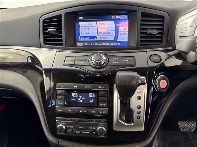 Nissan ELGRAND 2015 7044822-4