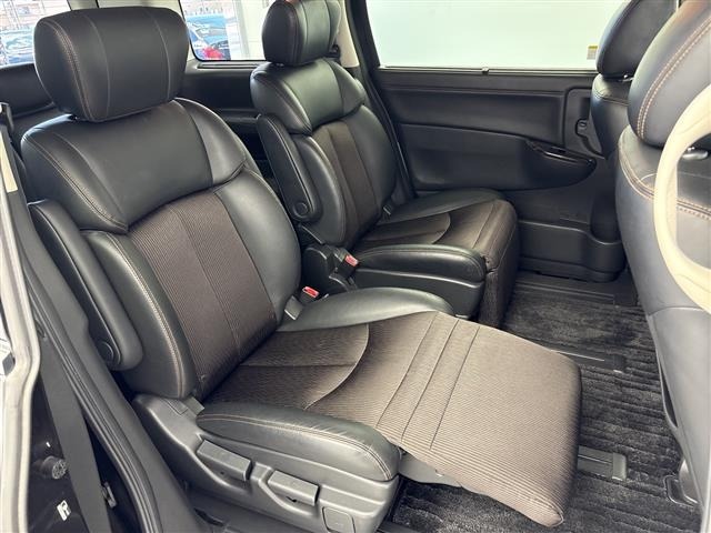 Nissan ELGRAND 2015 7044822-7