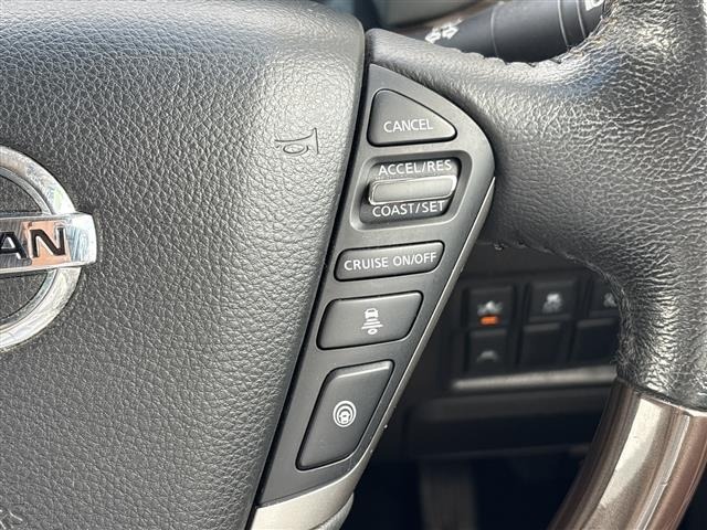 Nissan ELGRAND 2018 7044839-18