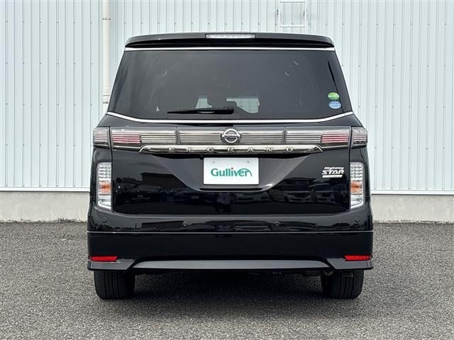 Nissan ELGRAND 2018 7044839-20