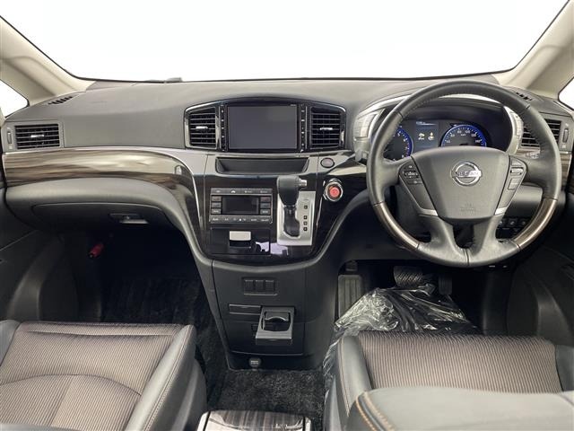 Nissan ELGRAND 2017 7044846-15