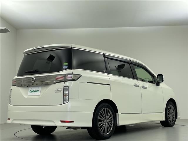 Nissan ELGRAND 2017 7044846-2