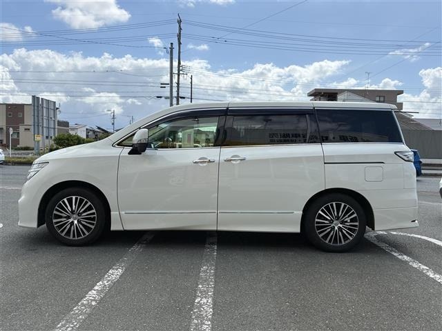 Nissan ELGRAND 2019 7044865-17
