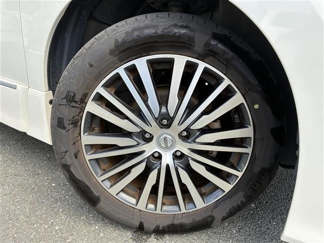 Nissan ELGRAND 2019 7044865-19