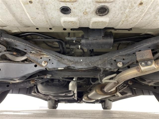 Nissan ELGRAND 2015 7044871-14