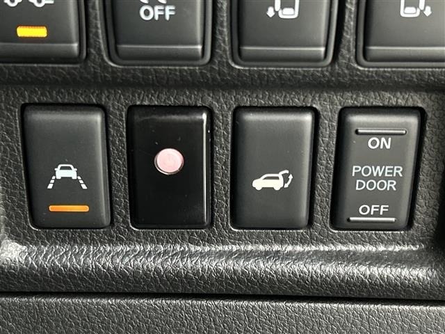 Nissan ELGRAND 2019 7044895-7