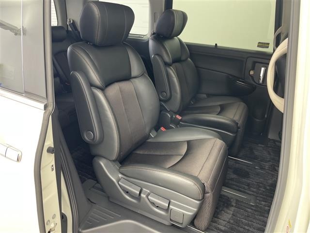 Nissan ELGRAND 2016 7044896-7