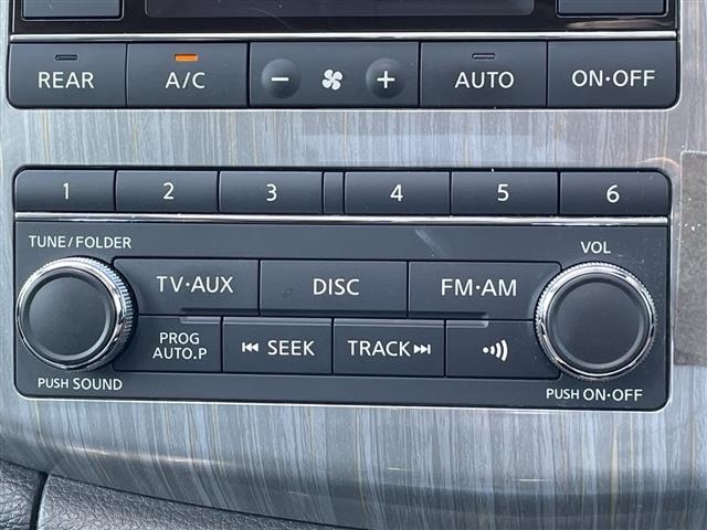 Nissan ELGRAND 2016 7044926-10