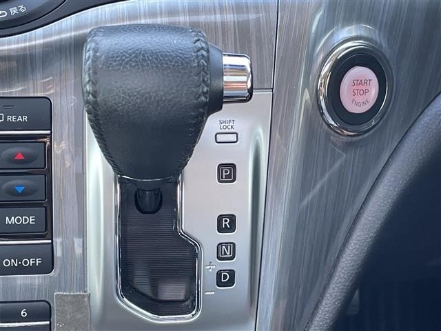 Nissan ELGRAND 2016 7044926-9