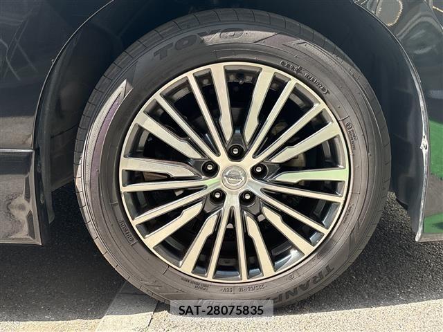 Nissan ELGRAND 2014 7044927-8