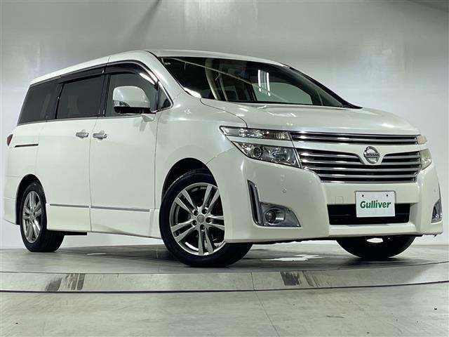 Nissan ELGRAND 2011 7044965-0