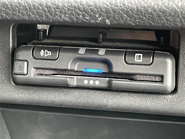 Nissan ELGRAND 2016 7045006-18