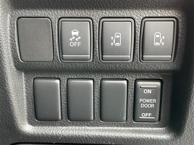 Nissan ELGRAND 2016 7045006-21