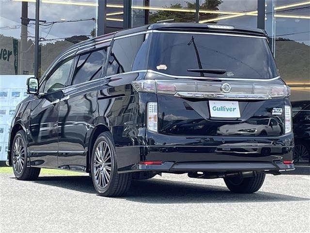 Nissan ELGRAND 2022 7045035-14