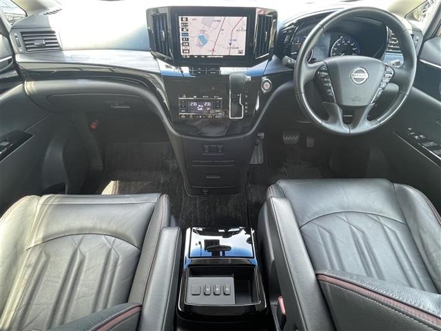 Nissan ELGRAND 2022 7045035-15
